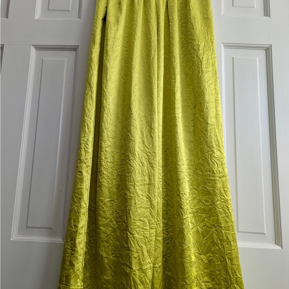 House of Harlow 1960 Chartreuse Skirt - Picture 2 of 3